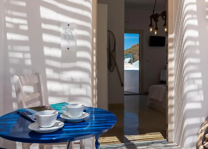 Apartment Geomilos Deluxe Triovasálos